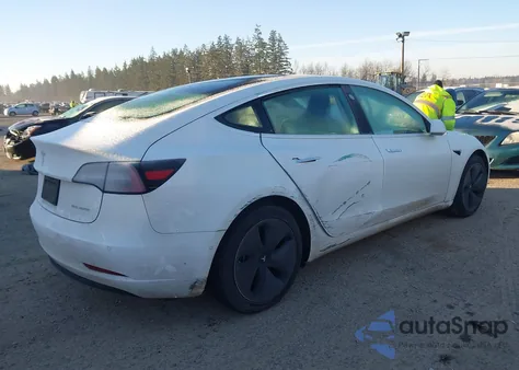 2019 Tesla Model 3 Long Range/Performance из США, поврежденный, VIN 5YJ3E1EB0KF481855